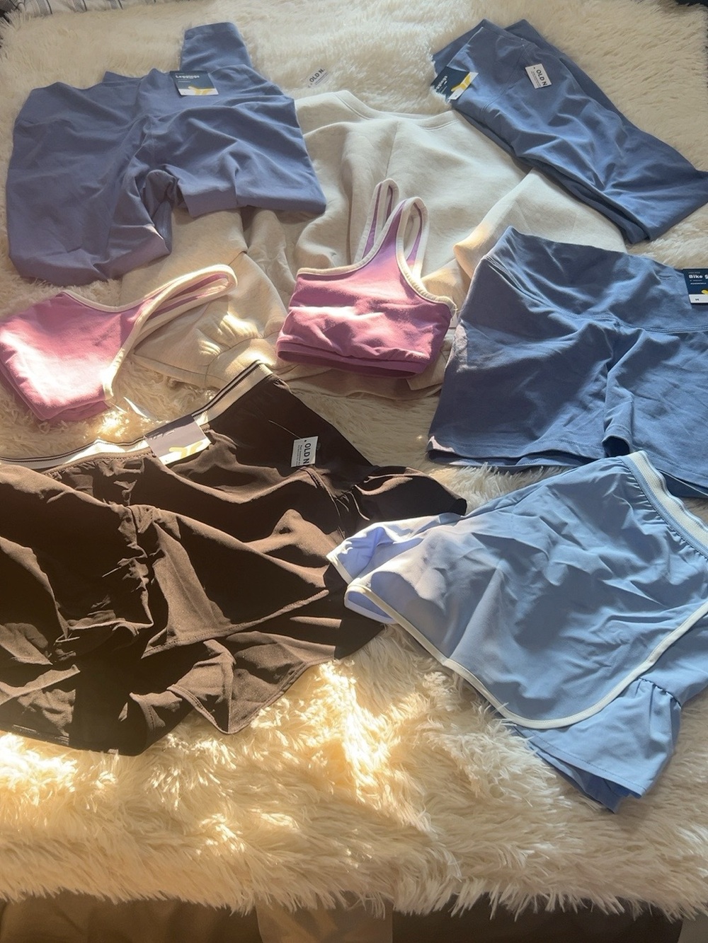 Old Navy NWT Reseller Lot 8 Pc Womens Activewear S M L Leggings Shorts Tops